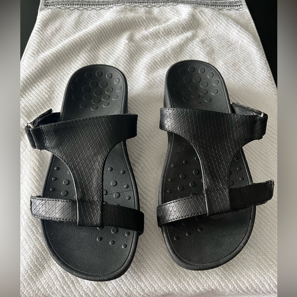 Voinic velcro Sandals size 7 - Picture 1 of 5